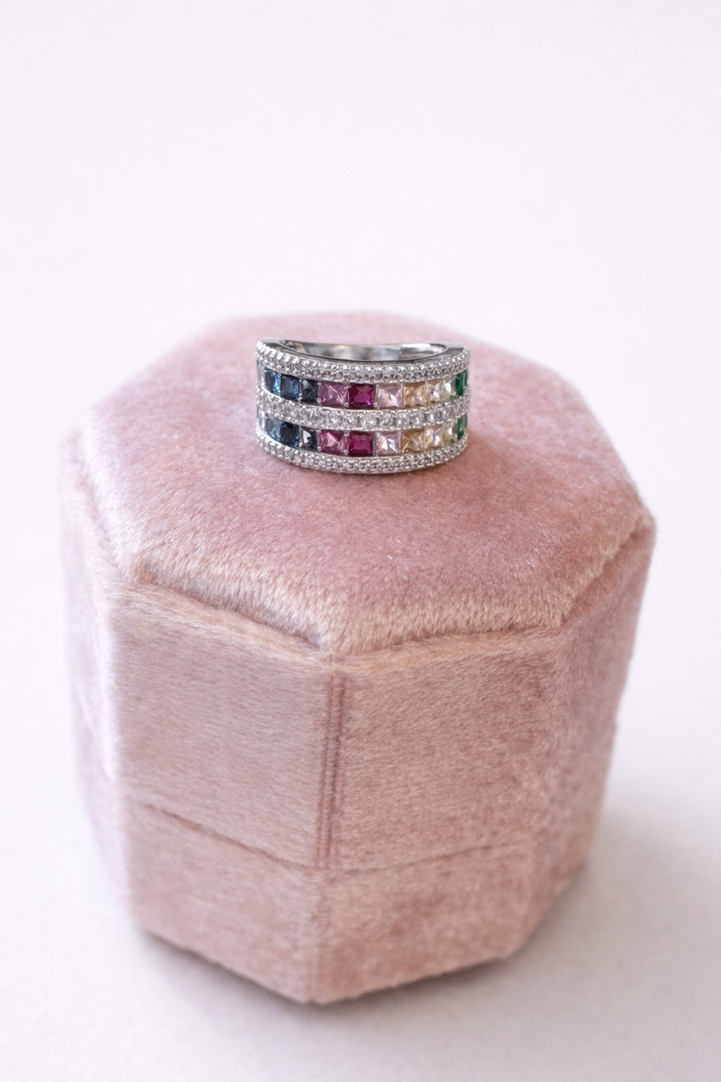 Dixie Rainbow Ring