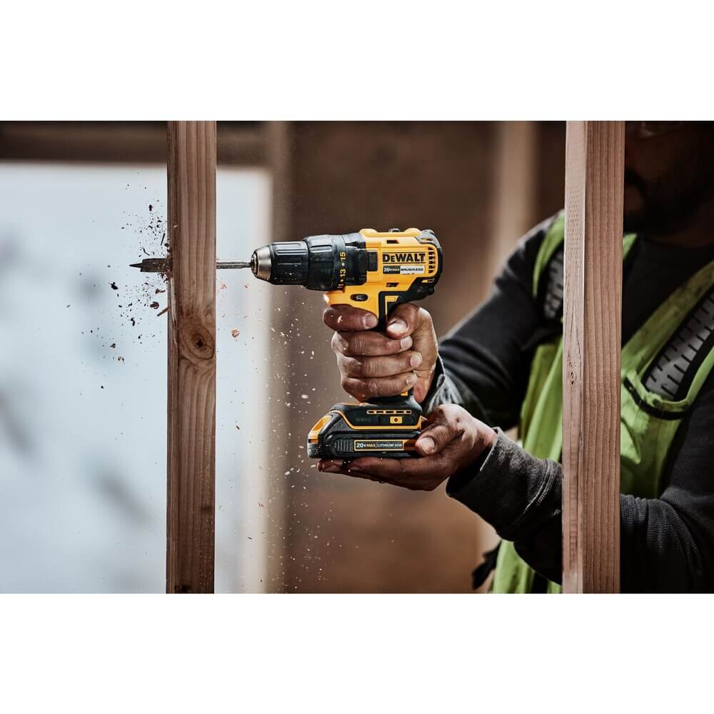 DEWALT DCD777C2 20V MAX* Compact Brushless Drill/Driver Kit With 2 Batteries