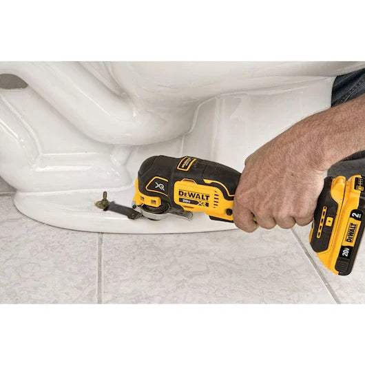 DEWALT DCS356D1 20V MAX* XR® Brushless Cordless 3-Speed Oscillating Multi-Tool Kit (2.0 Ah Battery)