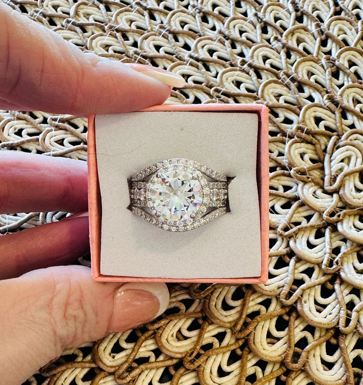 Celeste Halo Ring