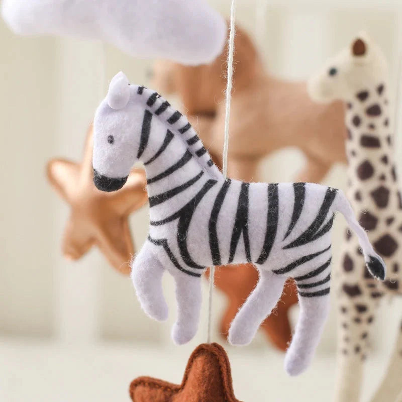 Crib Mobile Bed Bell Wooden Baby Rattles Soft Felt Cartoon Animal Bed Bell Newborn Music Box Hanging Toy Crib Bracket Baby Gifts