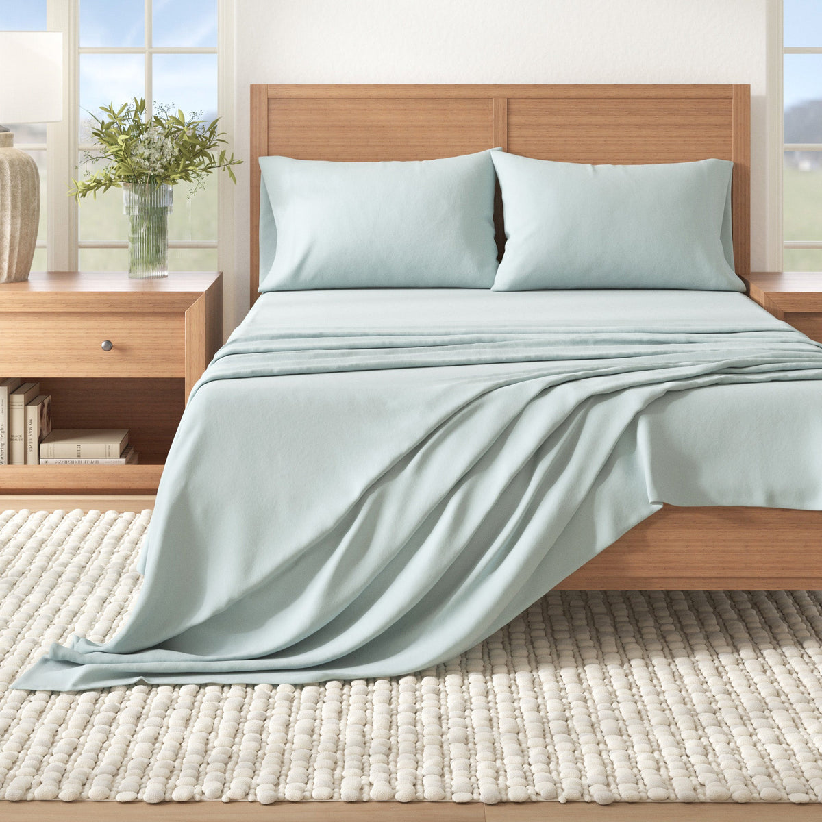 4-Piece Cotton Solid Flannel Sheet - Nordic Collection