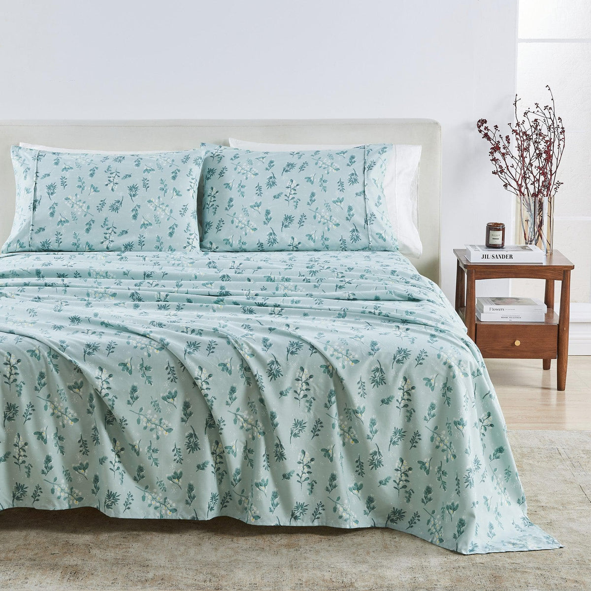4 Piece Watercolor Floral Microfiber Sheet - Delia Collection