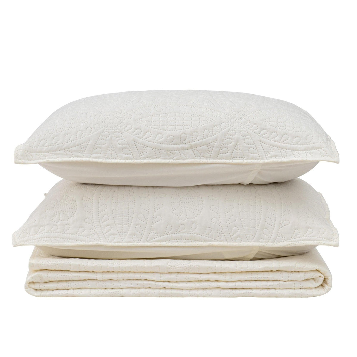 3-Piece Oversized Medallion Quilt Set - Clara Collection