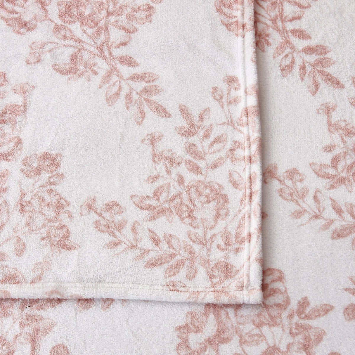 4-Piece Printed Plush Sheet - Velvet Luxe Collection