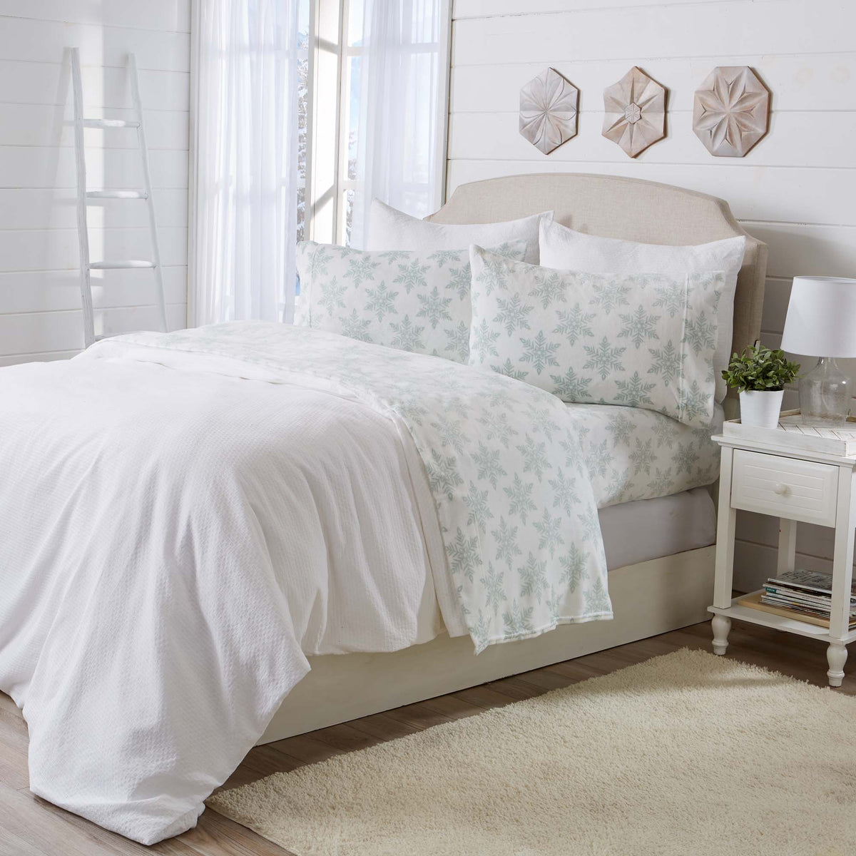 4-Piece Printed Plush Sheet - Velvet Luxe Collection